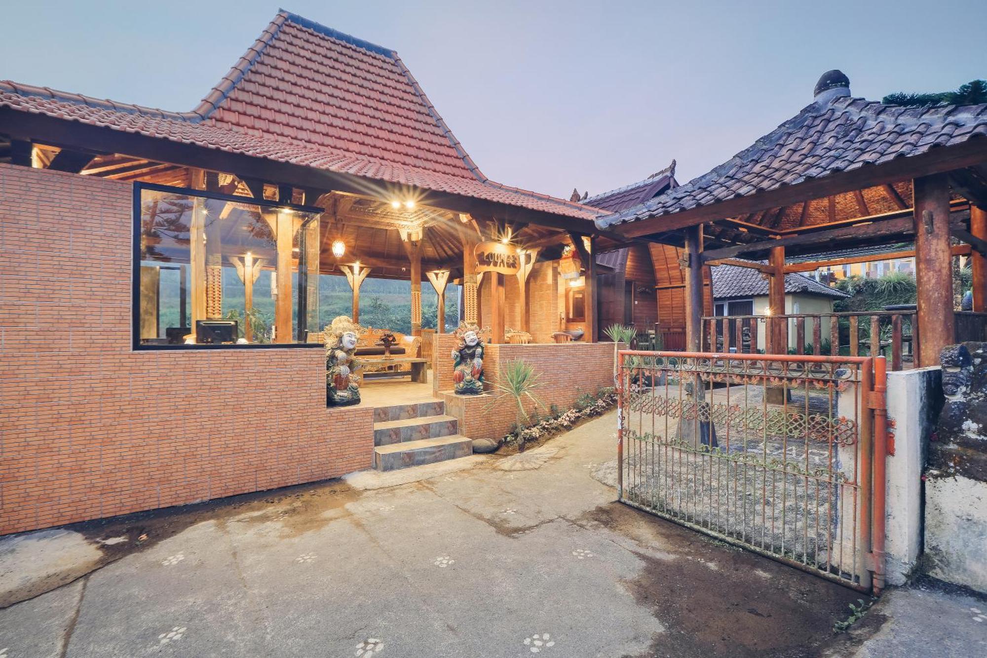 Tunjung Sari Villa Bedugul Бедугул Экстерьер фото