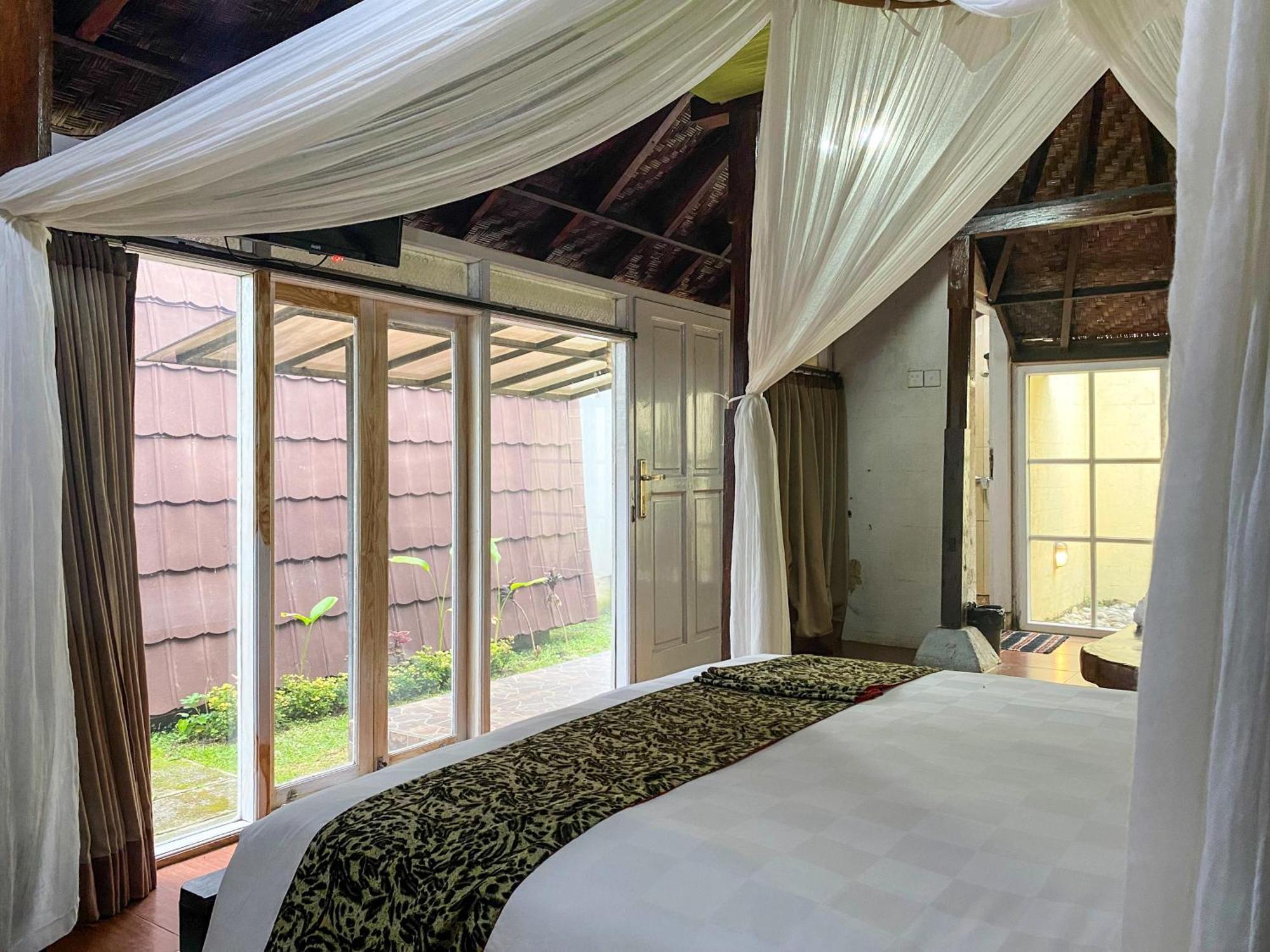 Tunjung Sari Villa Bedugul Бедугул Экстерьер фото