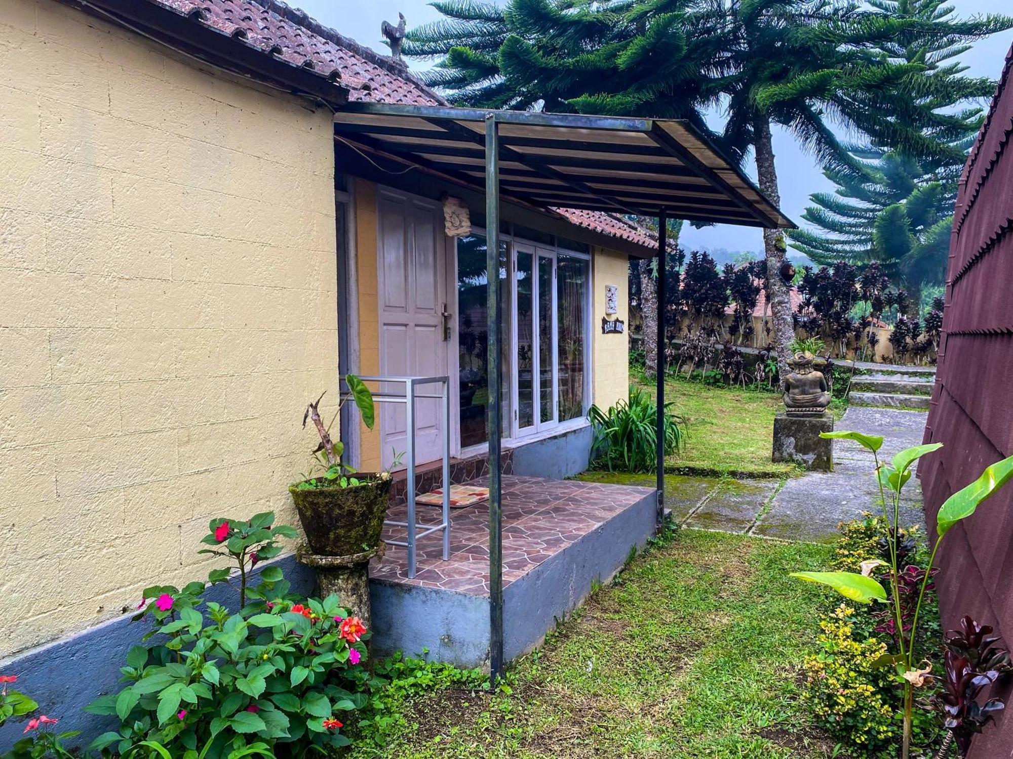 Tunjung Sari Villa Bedugul Бедугул Экстерьер фото